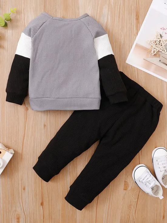 "DADDY’S BOY" 2pcs Color block Long-Sleeve Sweatshirt + Matching Drawstring Pants Set Kids Clothes (Light Thermal)