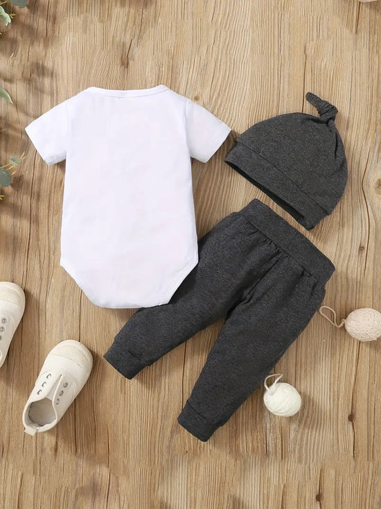 “Daddy and Me Best Buddies for Life” 3pcs Baby Boys Casual Letter Graphic Print Short Sleeve Onesie & Pants & Hat Set Clothes