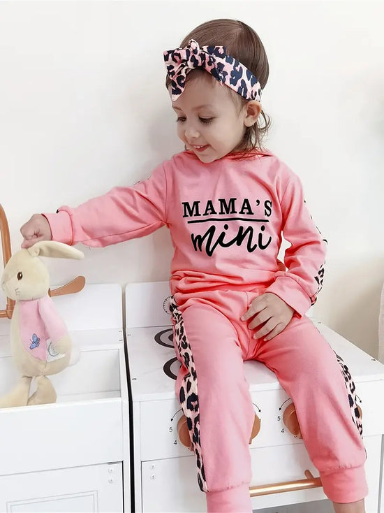 "Mama’s Mini” Baby Girl Leopard Patchwork Letter Print Hooded Sweatpants Set with Bowknot Headband